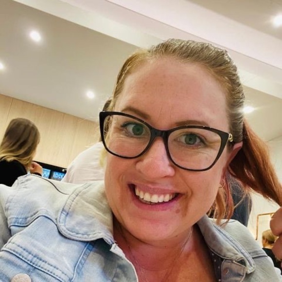 Meet your Posher, Kate - Picture 1 of 1